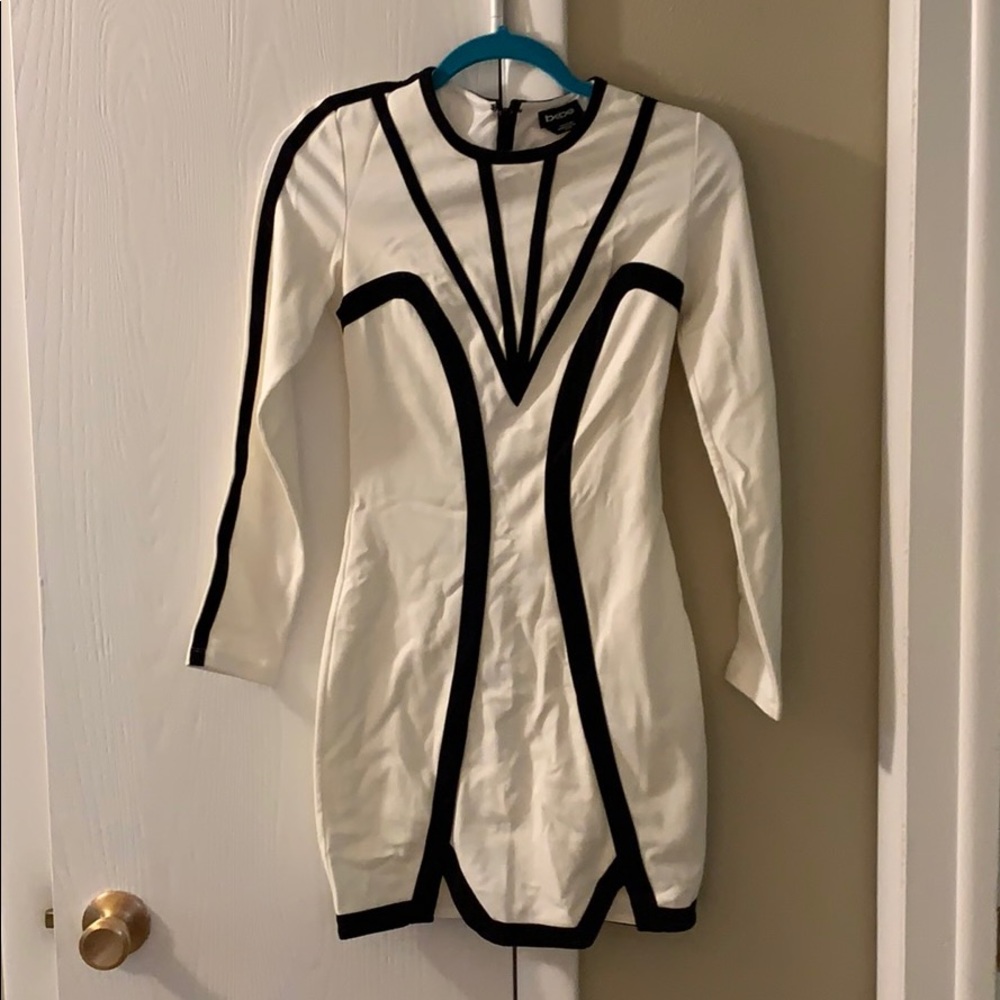 Bebe long sleeve dress